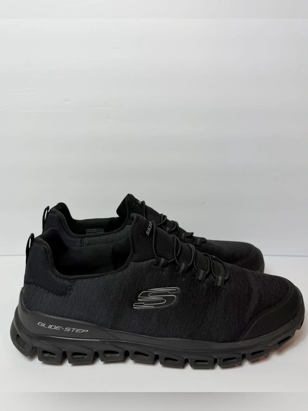 Skechers Glide-Step Wide Fit Black Sneakers Men's US 13